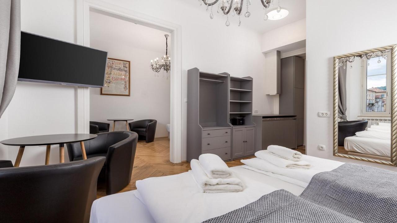 Apartments Art Teatro Rijeka Dış mekan fotoğraf