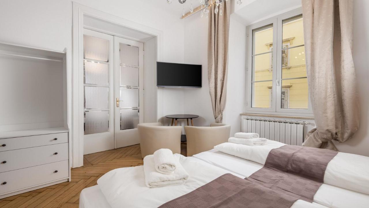 Apartments Art Teatro Rijeka Dış mekan fotoğraf