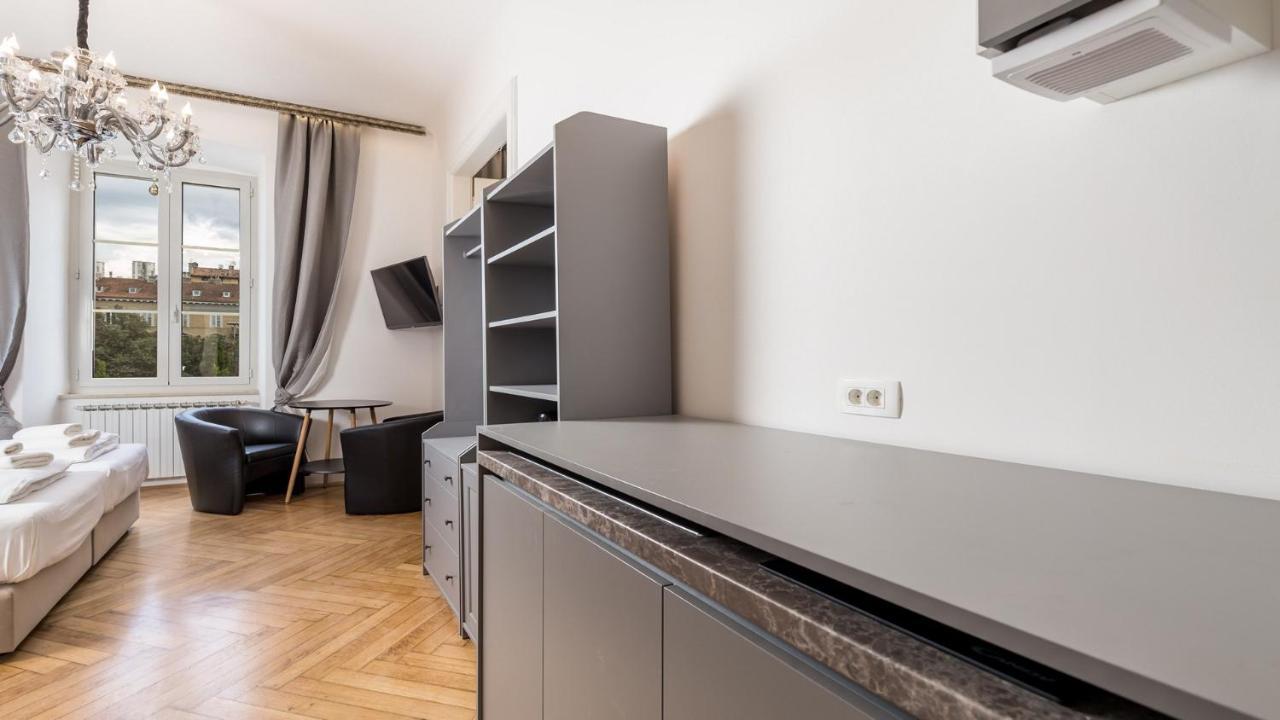 Apartments Art Teatro Rijeka Dış mekan fotoğraf